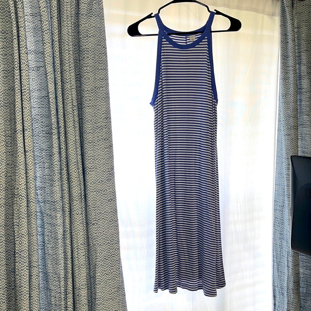 Women’s tall dress